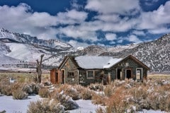 196-Lonely-Cabin-in-Snow