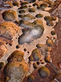 215-Deep-dark-holes