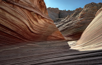 wave_R4_9309 fb_noBorder_2500x1618_U_50